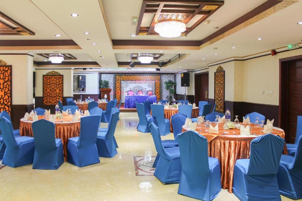 Clifton International Hotel Fujairah Ngoại thất bức ảnh